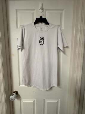 Deuce Brand White Peace Sign Embroidered Short Sleeve T-Shirt